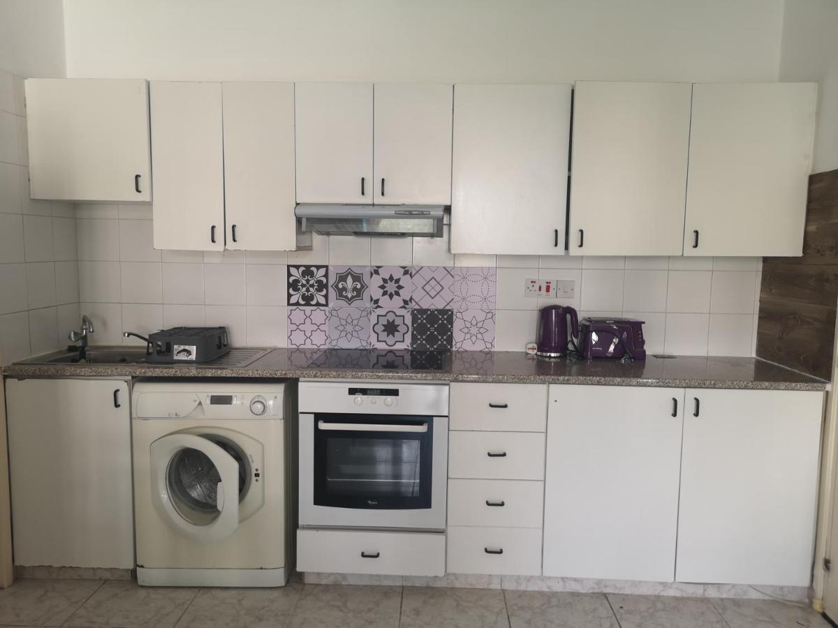 Appartement 1-bed Cosy Close To