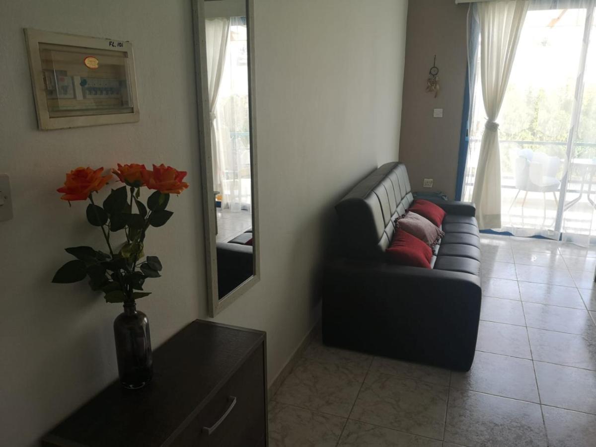Appartement 1-bed Cosy Close To *